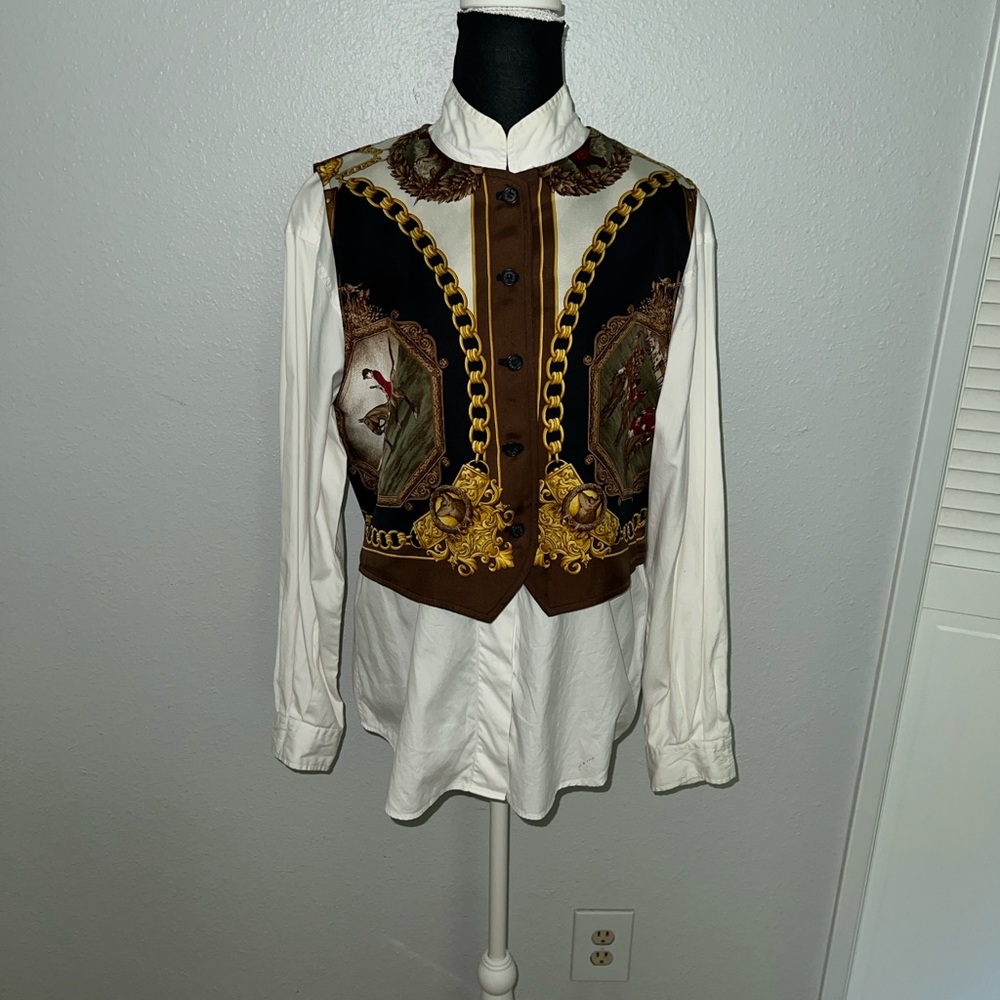 Burberrys Reversible Vest – Fox Hunting Scene